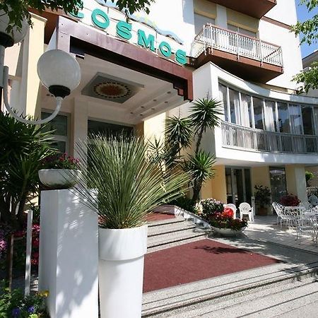 Hotel Cosmos Римини Экстерьер фото